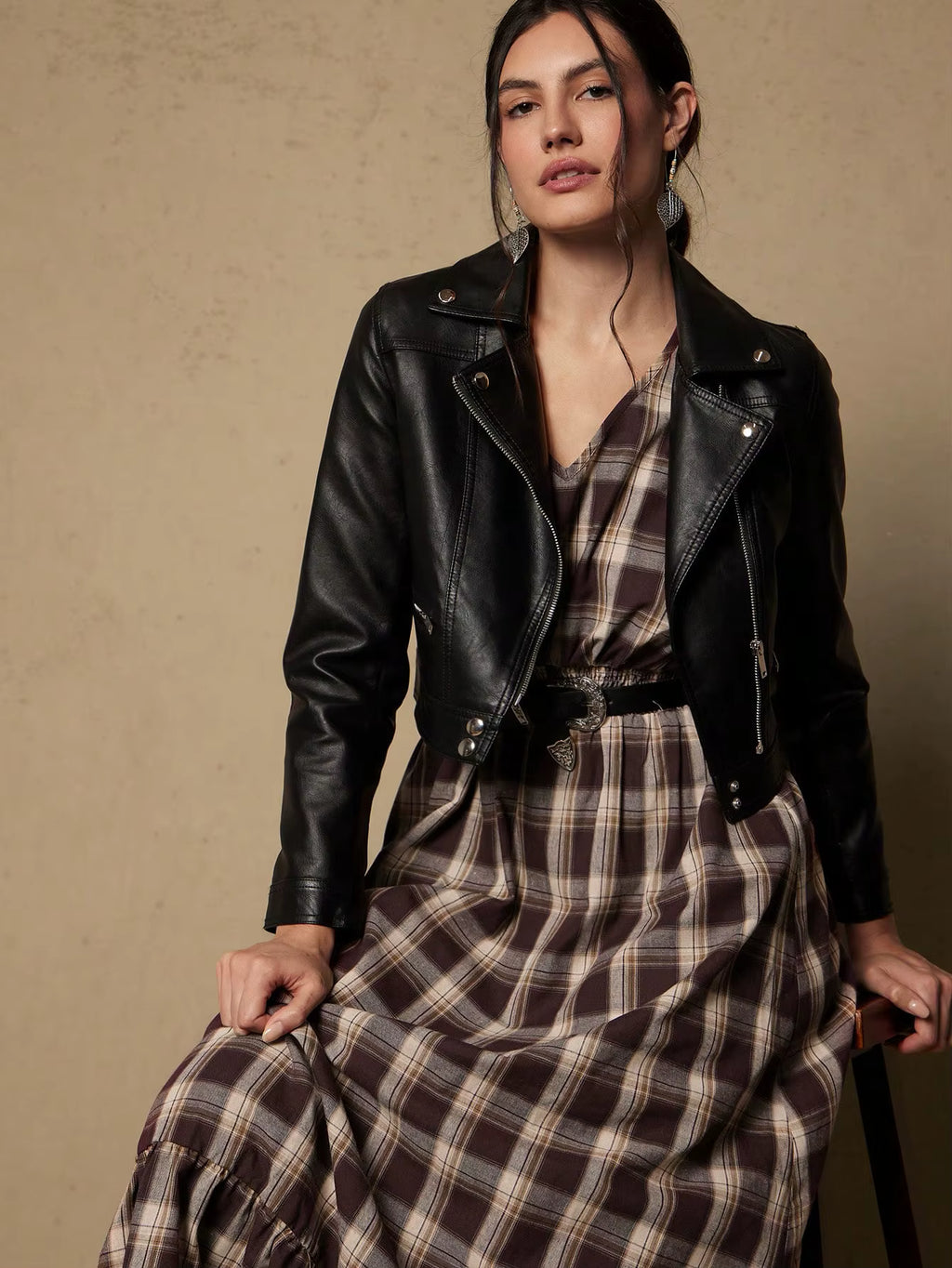 Women’s Plus-Size Plaid Ruffle V-Neck Dress