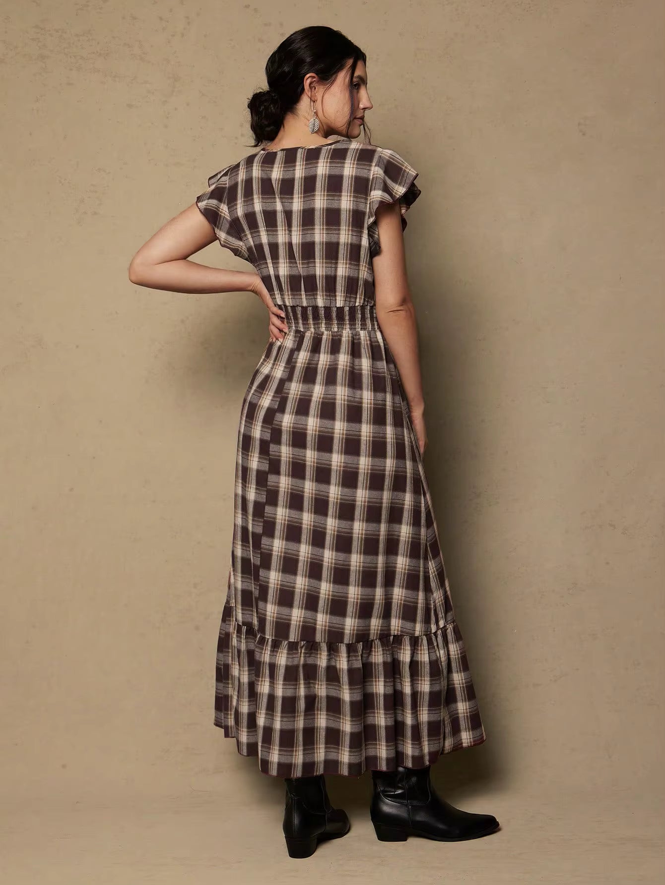 Women’s Plus-Size Plaid Ruffle V-Neck Dress