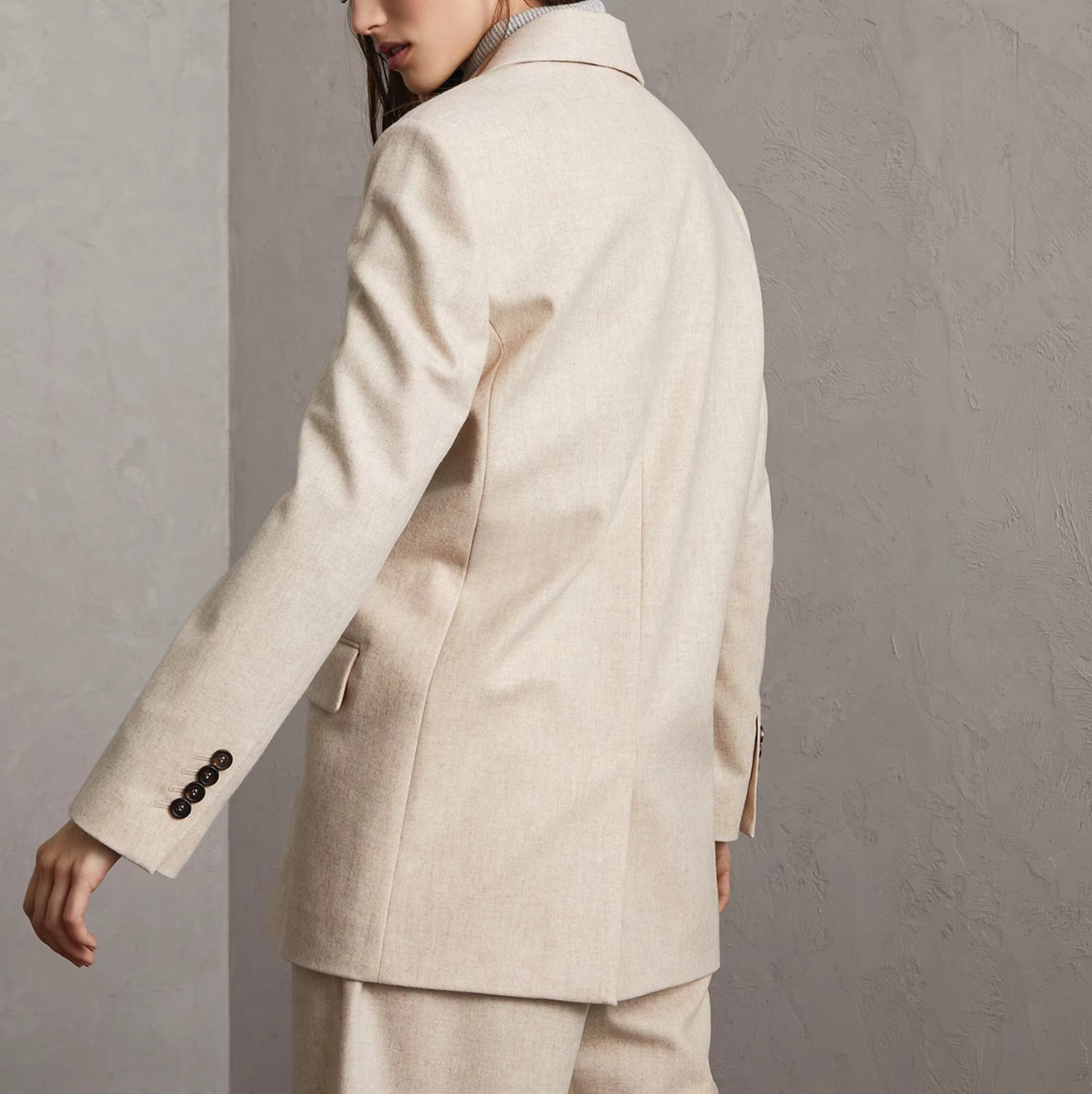 Women’s Classic Long-Sleeve Tailored Blazer